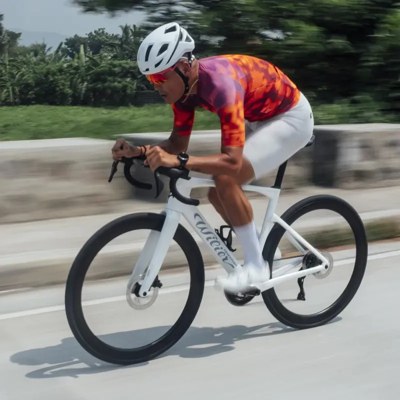 Wilier Rapida 105 Di2 Bike in Weekend White-7